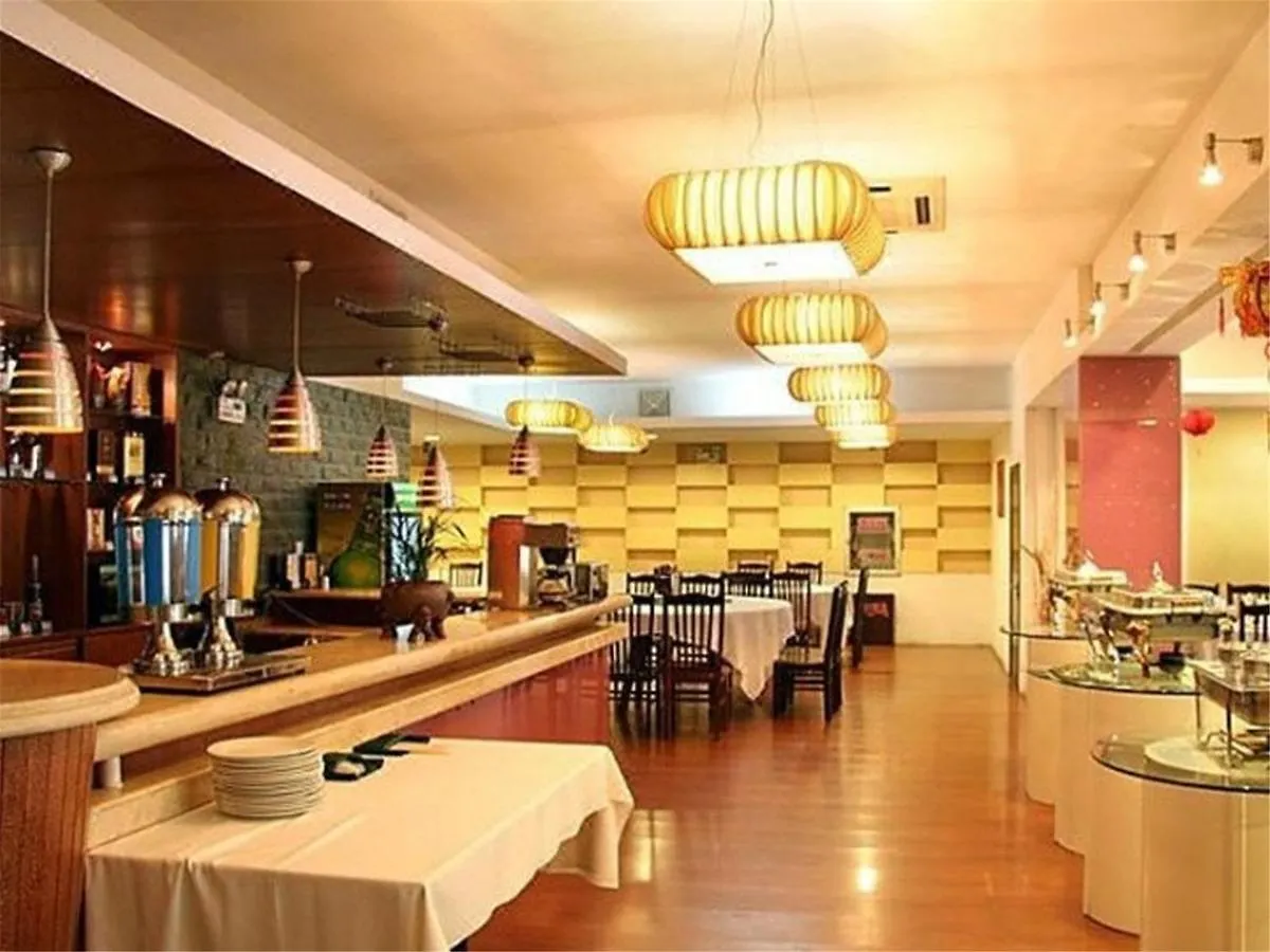 ***  Golden Bridge Holiday Hotel Suzhou  China